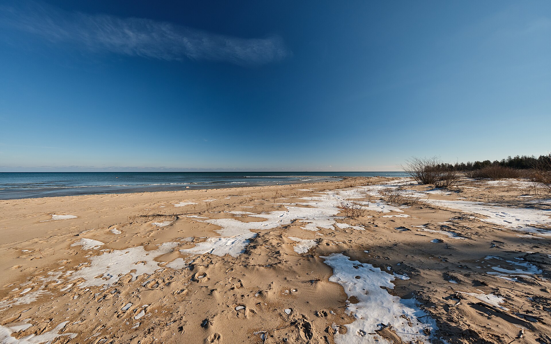 Beaches & Swimming on Michigan's Sunrise Coast — Tawas Point · July.