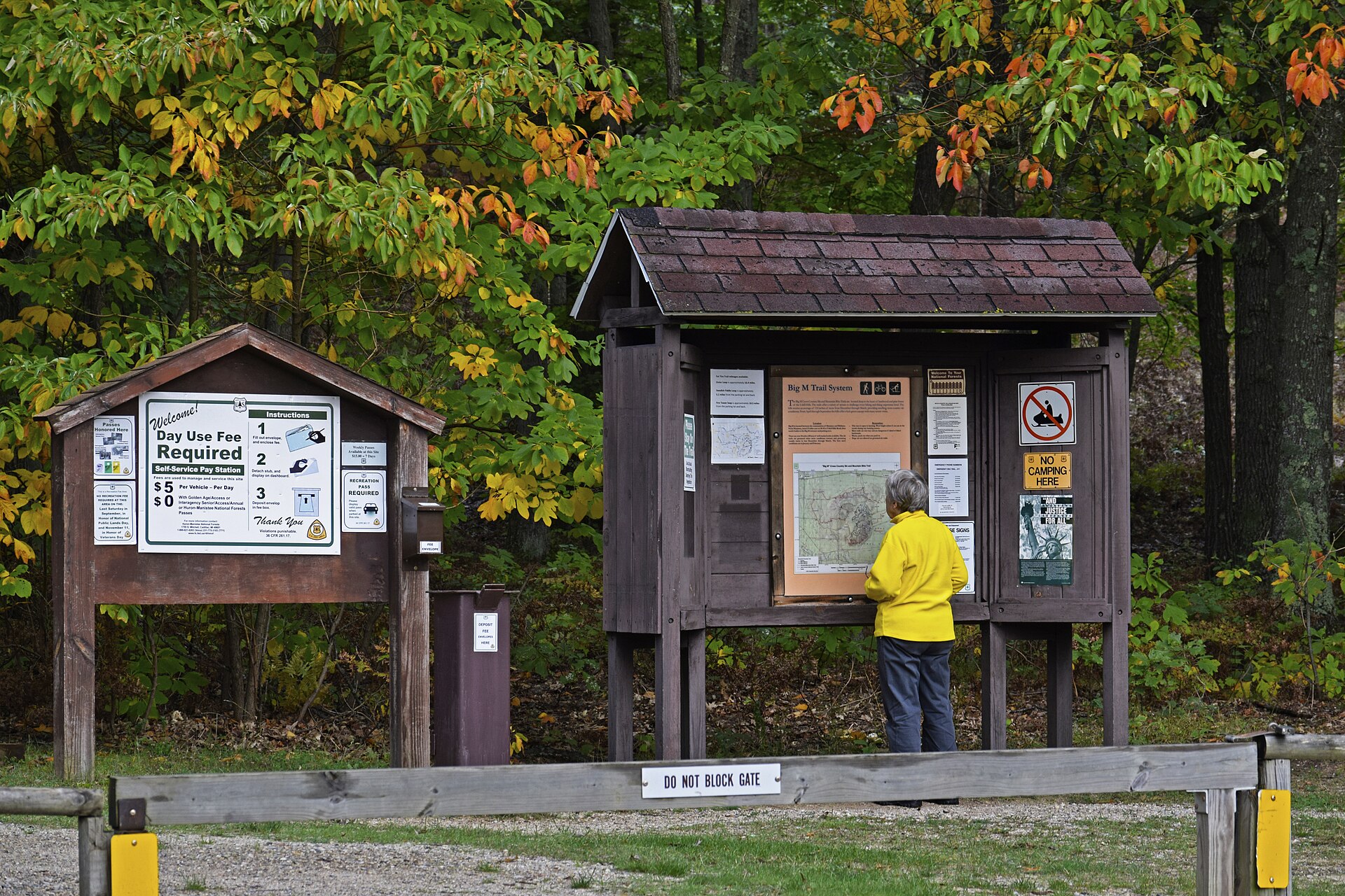 Cheboygan, Michigan — Cheboygan State Park hike.